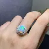 Venta Caliente en Vivo Estilo Nuevo Anillo de Ópalo Natural Imitación Lujoso Elegante Tesoro de Color Colgante Traje de Joyería Pendientes Collar