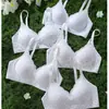 Lencería floral de encaje para mujer hecha de seda de morera y modal, con soporte suave tipo gelatina, transpirable y sin aros