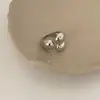 Anéis de Moda Simples e Versáteis com um Toque de Luxo, Design de Nicho e Único, Coleção de Anéis Exagerados Prateados Brilhantes