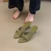 Sandálias Slip-On Femininas 2026 Novo Estilo Coreano, Modernas, Retrô, Confortáveis para Uso Externo, Estilo Minimalista, Elegantes, Adequadas para Usar com Saias