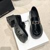 Mocassins de Sola Grossa Estilo Francês para Mulheres, 2026 Primavera Novo Estilo College Vintage Sapatos Pequenos de Couro, Sapatos Solteiros de Salto Grosso Slip-On