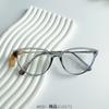Nuevas gafas TR90 de Internet Celebrity Ins Little Red Riding Book con el mismo estilo de ojo de gato de Corea del Sur, con el mismo estilo de montura, se pueden equipar con miopía al por mayor.