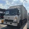 Venda Transfronteiriça de Caminhões Baú Usados Howo 8*4 Caminhões Baú 9.6m Oito Rodas Traseiras Howo Pesado Nova Caixa de Carga