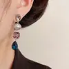 Pendientes Colgantes de Perla Geométricos Exagerados Estilo Retro Europeo y Americano Lujo Accesible Versátiles de Gama Alta Pendientes Adelgazantes para Mujer