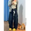 Calça jeans estilosa com bolsos laterais grandes, projetada para mulheres, perfeita para o outono, apresentando cintura alta, caimento confortável, estilo solto, efeito emagrecedor e design versátil de perna larga, adequada para o trabalho