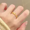 Anel Pequeno de Coroa Ondulada e Coração de Luxo Leve Design de Nicho Estilo Pulseira Ins Anel Dourado Doce Personalizado de Luxo Leve