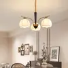 Novo Lustre de Sala de Estar Estilo Francês Meados do Século Criativo Madeira Maciça Tecido Lâmpada de Restaurante Quarto Lustre Retrô Clássico para Pousada