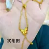 Loja de Ouro Mesmo Estilo Super Brilhante Pequena Borboleta Pingente Colar para Mulheres, Estilo Chinês Design de Nicho, Corrente de Clavícula Borboleta Fada Ouro Quebrado da Moda