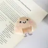 Broche de felpa de dibujos animados, linda muñeca de pan tostado, accesorios DIY, adornos para ropa y bolsos, venta al por mayor