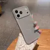 Se transforma instantáneamente en una funda de teléfono de malla ultra fina y transpirable adecuada para iPhone 18 Pro Max, y también sirve como una funda suave protectora para Apple 17