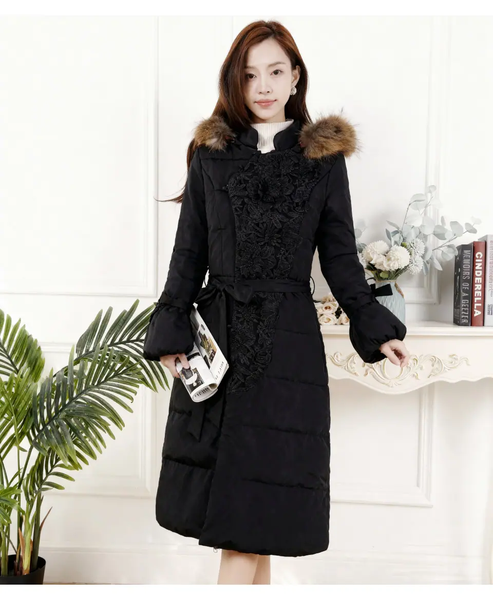 jimeng-2025-11-08-9850-参考红色棉衣设