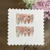 Un par de uñas postizas estilo francés hechas a mano, a cuadros rosa satinado con diseño de gatito y estrellas, para pastel de chica dulce [Chica Fresa Dulce]