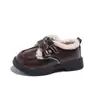 Zapatos de algodón para niñas comercio exterior 2024 invierno nuevos zapatos cálidos con forro polar para bebé niños grandes Joker zapatos casuales al por mayor