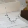 Cadena de clavícula elegante con microincrustaciones de circonita dorada auténtica para mujer, collar de mariposa de diseño único, gargantilla versátil minimalista