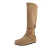 Botas femininas 2026, com aumento interno de altura, detalhe de fivela, design em camadas, estilo coreano da moda, bico redondo, emagrecedoras, botas longas de cano alto, novo modelo versátil preto