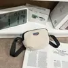 Bolsa Transversal de Marca Nova e Tendência 2025 para Mulheres, Bolsa de Mão Leve Casual para Exterior, Pequena Bolsa de Ombro, Pequena Bolsa Versátil