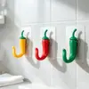 Gancho con forma de chile, diseño creativo, no requiere taladro, gancho adhesivo para colgar llaves detrás de la puerta, gancho para recibidor, gancho para ropa, montado en la pared