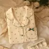 Algodón Clase A seersucker algodón doble crepé tela para toalla de baño pijama 125 gramos 135 ancho 40 hilo de algodón