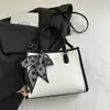 Bolsas de mão com estampa de cores contrastantes da moda para mulheres, primavera e verão 2025, novas bolsas para viagem, bolsas de mensageiro estilosas para mulheres