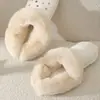Zapatos de agujero con forro de algodón otoño e invierno cálido más pelusa cubierta para zapatos de invierno cálida cubierta de algodón desmontable al por mayor