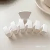 Pinza Pinza de Agarre Marrón Maillard Tamaño Alto para el Cabello Multitamaño Pinza Moda Corea del Sur Simple Pinza de Tiburón Cabello de Mujer