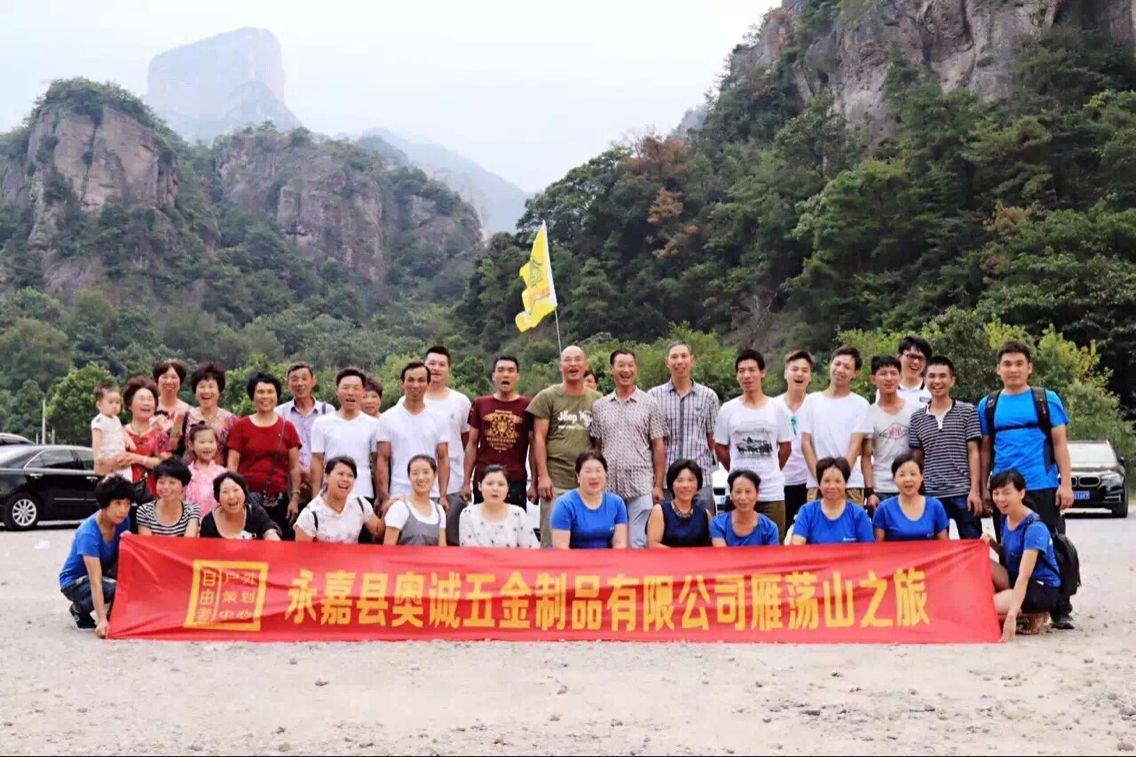 82C9838E3FC7DAD07E0626DC8CBBBF