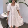 Vestido de verano para mujer, con cuello cuadrado y mangas abullonadas, falda de muñeca pequeña, vestido de princesa dulce, falda acampanada que adelgaza y cubre el vientre.
