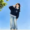 Nuevo conjunto de otoño para niños mayores, top tipo dos piezas de imitación estilo coreano y jeans para niñas, ropa casual infantil para primavera y otoño