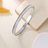 Venta caliente transfronteriza estilo coreano estilo ins acero de titanio pulsera lisa para mujer que no se desvanece nicho de lujo ligero pulsera de diamantes de imitación