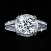 Anel Feminino de Prata Esterlina S925 Moissanita Luxo Embalagem Redonda Anel de Moissanita de 2 Quilates Anel de Pedida Anel de Diamante para Mulheres em Estoque