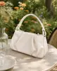 Bolso de nube plisado moderno y elegante para mujer, nuevo modelo de verano 2026 con un diseño de moda, bolso de hombro para llevar debajo del brazo