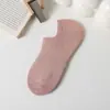 Calcetines Mujer Verano Delgados Tobilleros Color Sólido Que No Se Bajan Antideslizantes Invisibles Cortos Resistentes al Olor de Boca Baja Calcetines Cortos Mujer Verano