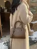 2026 Nuevo Bolso de Invierno Bolso Cuadrado Pequeño para Mujer Versátil de Moda Bolso de Hombro para el Trabajo Bolso Cruzado de Moda de Gama Alta de Moda