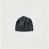 Gorro de Punto Jacquard con Pentagrama Pixelado Retro Americano Otoño/Invierno 2026 con Patrón de Telaraña Subcultural, Gorro Delgado Holgado