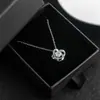 Collar Colgante de Trébol de Cuatro Hojas Eterno Microincrustado de Europa y América, Superventas Transfronterizo para Mujer, Cadena de Clavícula Versátil de Acero Inoxidable de Lujo Ligero