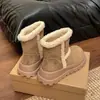 Botas de Nieve Gruesas con Suela Gruesa Retro Cálidas que Aumentan la Altura para Mujer 2026 Nuevas de Invierno con Forro de Terciopelo Espeso Antideslizantes del Noreste Zapatos de Algodón