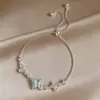 Lindo e Atmosférico Pulseira de Borboleta e Flor em Resina com Zircônia, Sensação de Luxo Leve e Alto Padrão, Joia Estilosa e Fresca para Mulheres