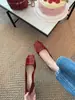 Zapatos de tacón alto elegantes de estilo suave, punta cuadrada, hebilla cuadrada clásica, tacón grueso para primavera