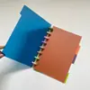 Fabricante de Shenzhen Páginas Divisorias de Polipropileno Translúcido con Agujeros de Hongo de Cinco Colores, Clasificación de Recarga de Hojas Sueltas para Cuaderno de Plástico