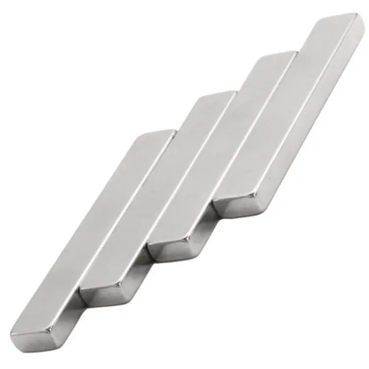rectangle 25.jpg