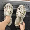 Pantuflas de Dibujos Animados para Exteriores con Punta Cerrada para Hombre, Nuevas de Verano, Transpirables, Zapatos de Agua, Sensación de Pisar Mierda, Antideslizantes, Frescas