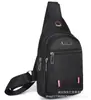 Bolsa de Peito Grande Capacidade com Carregamento USB para Celular ao Ar Livre, Bolsa de Peito para Esportes e Lazer, Bolsa Transversal de Ombro Masculina