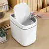 Lixeira plástica de mesa com tampa basculante, mini lixeira pequena para uso doméstico, lixeira de papel criativa estilo europeu para sala de estar com tampa