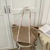 Bolsa Tote Grande Capacidade Moda Transfronteiriça Outono 2026 Nova Bolsa de Ombro Único para Axila Bolsa de Mão Versátil para o Dia a Dia