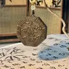 Acessórios de pingente tradicionais feitos à mão da popular marca HeXiang, ornamento para pendurar no carro, amuleto triangular da paz