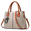 Bolsa Feminina 2023 Nova Moda Comutadora Bolsa de Mão Feminina Grande Capacidade Estampada Retrô Bolsa de Ombro Transversal para Geração