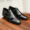[preventa sin stock] sandalias de cuero convenientes para hombre zapatos de cuero huecos transpirables zapatos de hebilla de cuero formales de negocios