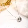 Colgante que cambia de color Collar de diamantes de seis eslabones Anillo doble Números romanos Cadena para la clavícula al por mayor Acero no titanio Moda romana para mujer