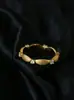 Anillo de Estrella de Seis Puntas Incrustado con Circonita Cepillada Antigua de Plata 925 para Mujer Anillo de Dedo Índice Dorado con Textura Mate Estéreo de Nicho