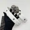 Tomb Crowe Nuevo CH Clásico Cruz Estrella Cinturón para Hombre Remache PU Cinturón Retro para Pantalones Perforado